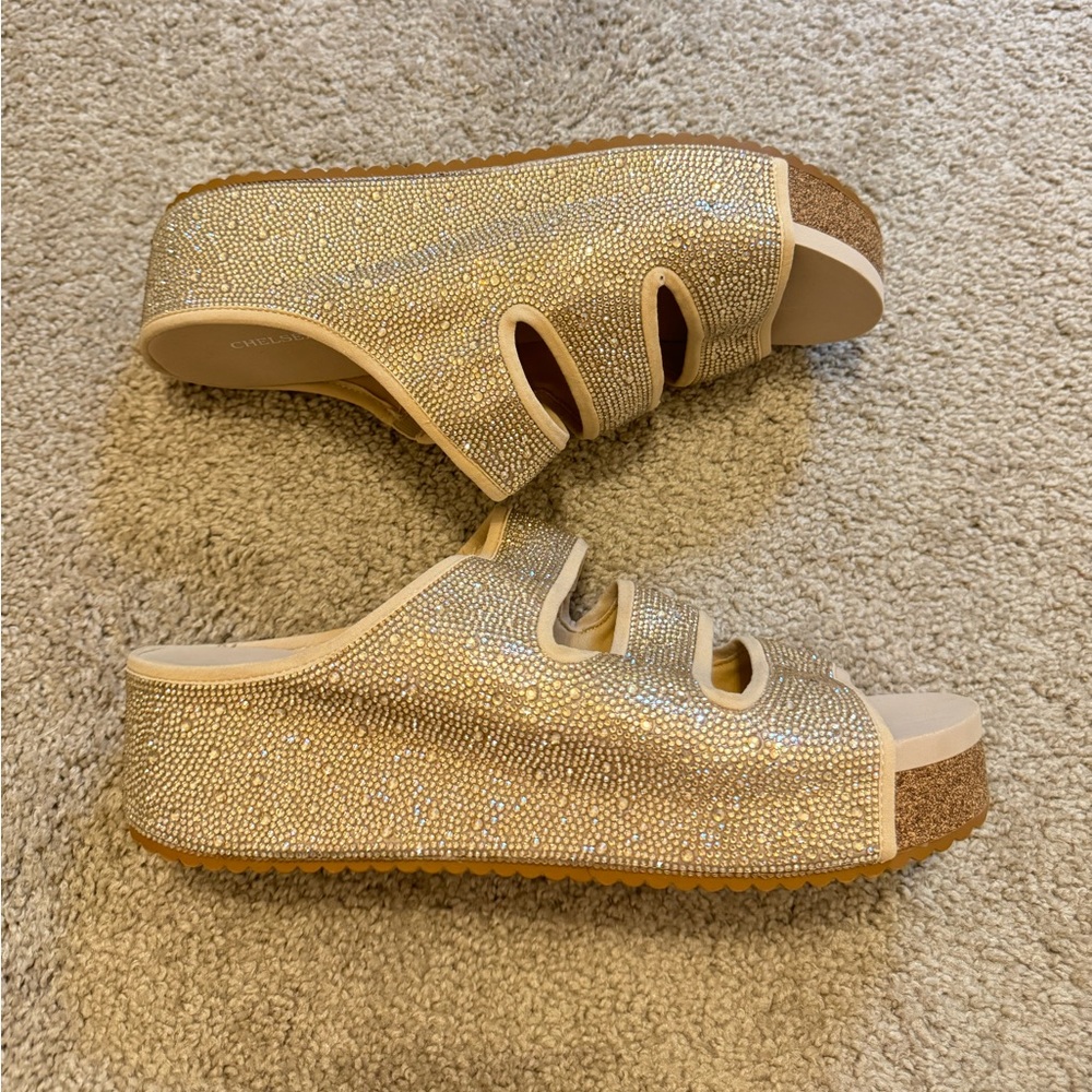 Chelsea & Violet Gold rhinestone embellished sandals Size 11 M - Picture 4 of 9